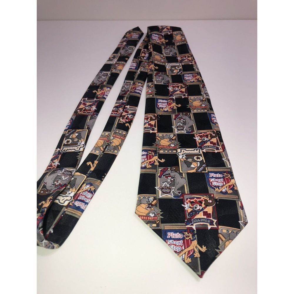 Vintage Mickey & Co, Accessories Mickey Mouse and Gang Baseball Tie